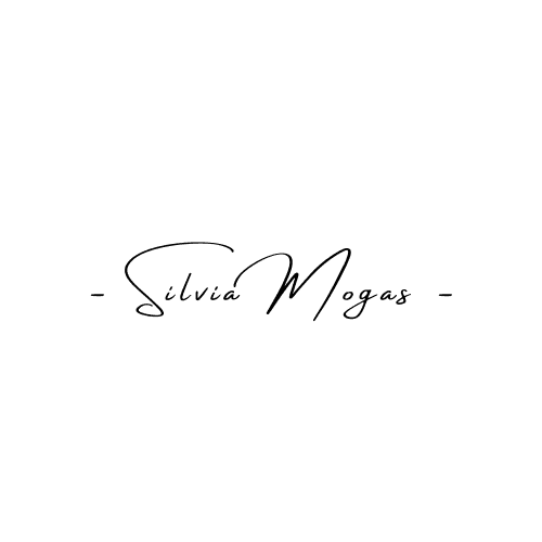 Silvia Mogas signature